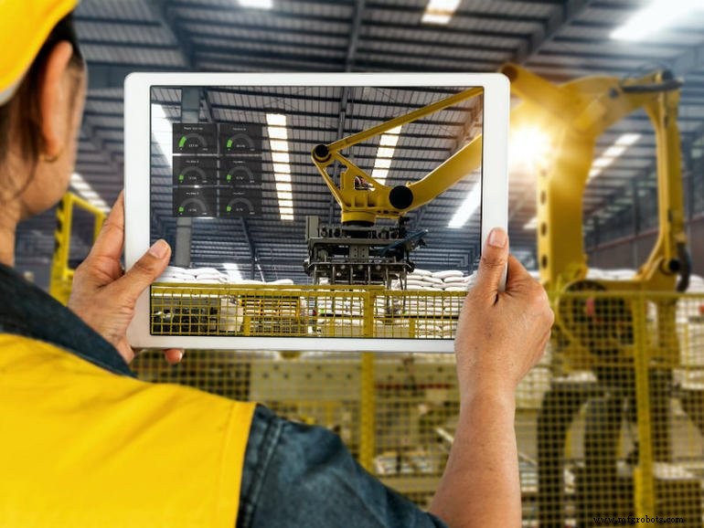 Industrial Internet of Things (IIoT): What It Is, Why It Matters, and How It Drives Industrial Transformation