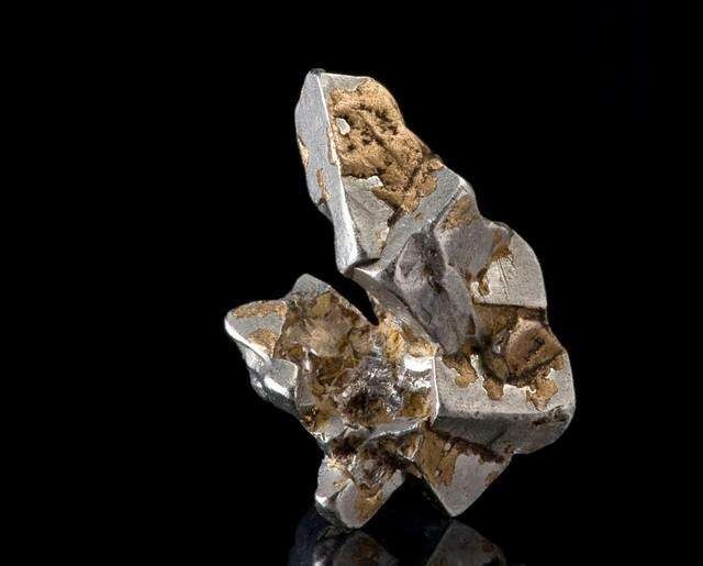 Why Platinum Holds the Title of the Most Expensive Metal