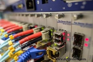 Single‑Mode vs. Multi‑Mode Fiber Optic Cable: Key Differences Explained