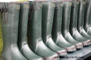 Compression Molding vs Injection Molding: Key Differences & Choosing the Right Process