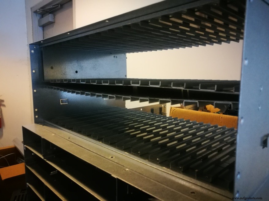 Designing Sheet‑Metal Assemblies That Withstand Manufacturing Tolerances