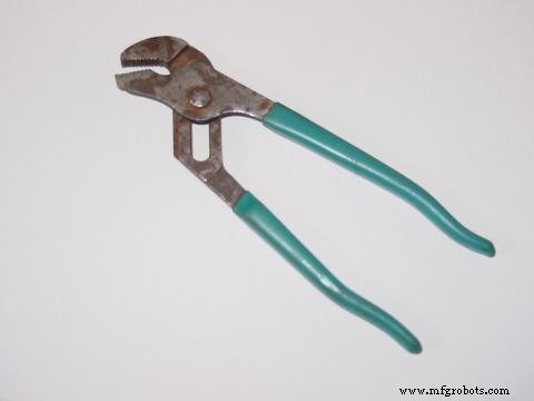 Setting Up a Home Electronics Lab: Tools, Work Area, and Supplies