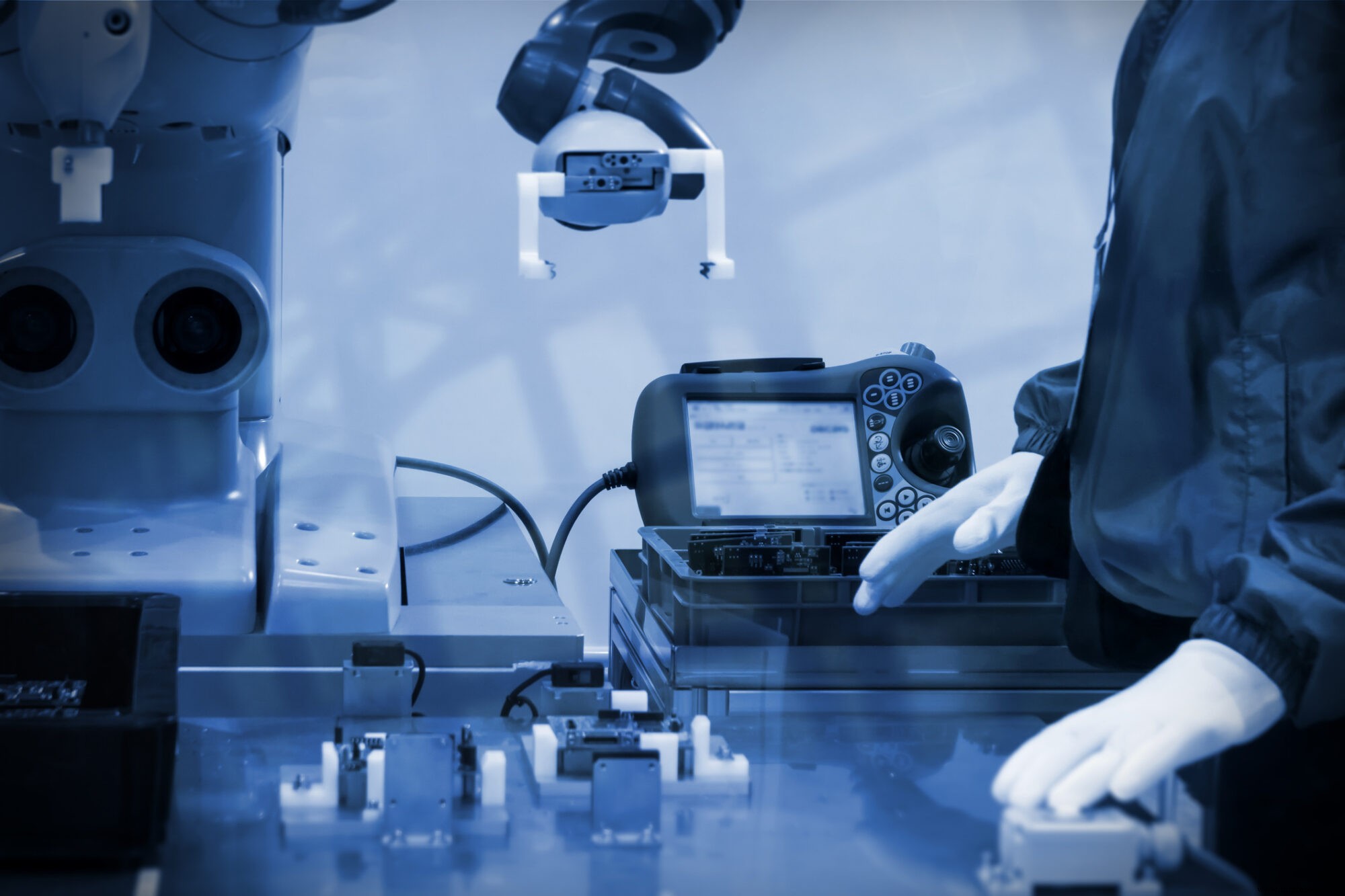 What is a Cobot? A Guide to Collaborative Robots in Manufacturing