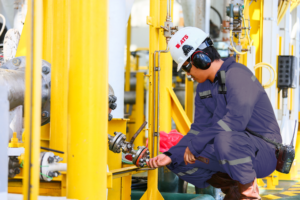 Preventive vs. Predictive Maintenance: Choosing the Best Strategy for Your Factory