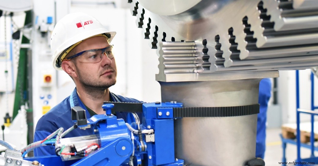 Corrective Maintenance: Boosting Facility Reliability & Cutting Downtime