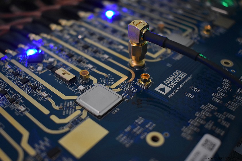 Ensuring Power‑Up Phase Determinism with PLL Synthesizers and System‑Level Calibration
