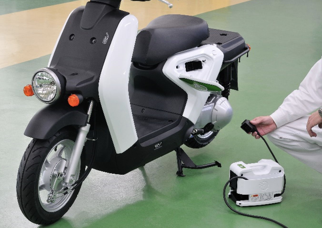 EV Safety Relies on Advanced Battery Management