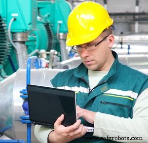 Choosing the Right EAM Solution: 4 Essential Criteria