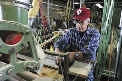 Louisville Slugger: Crafting the Sweet Spot of Baseball Excellence