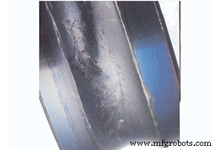 Grease vs. Oil: Selecting the Optimal Lubricant for Linear Bearings