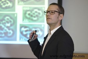 IBM and Warwick Scientists Capture First High‑Resolution Image of Triangulene, a Highly Reactive Triangular Molecule