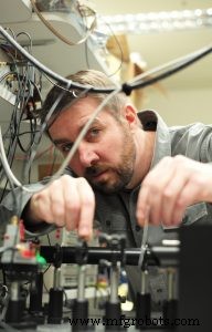 IBM Researchers Demonstrate Groundbreaking Rocking Brownian Motors for Precise Nanoparticle Separation