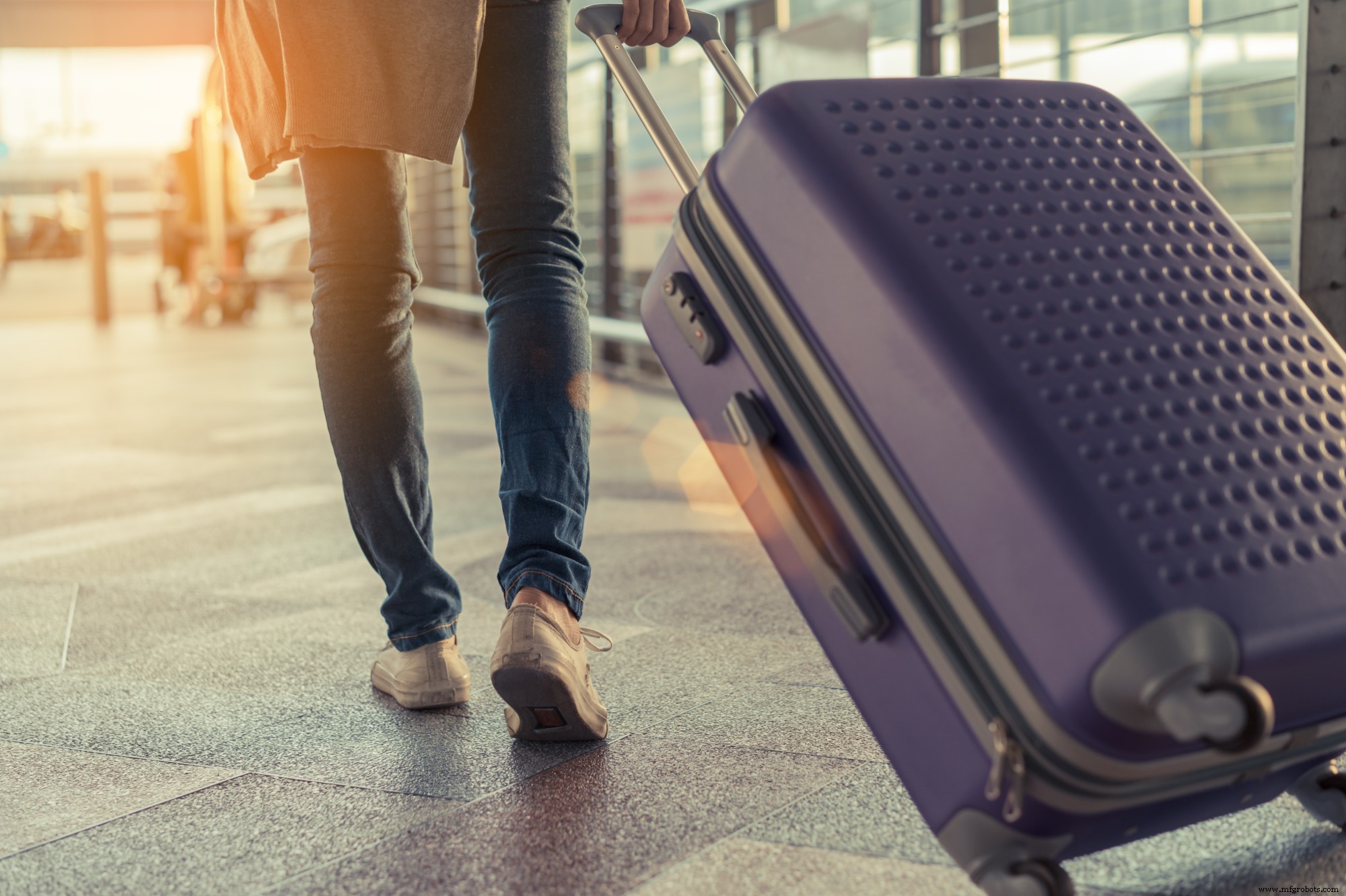 Why Carbon‑Fiber Luggage Is the Smart Choice for Travelers