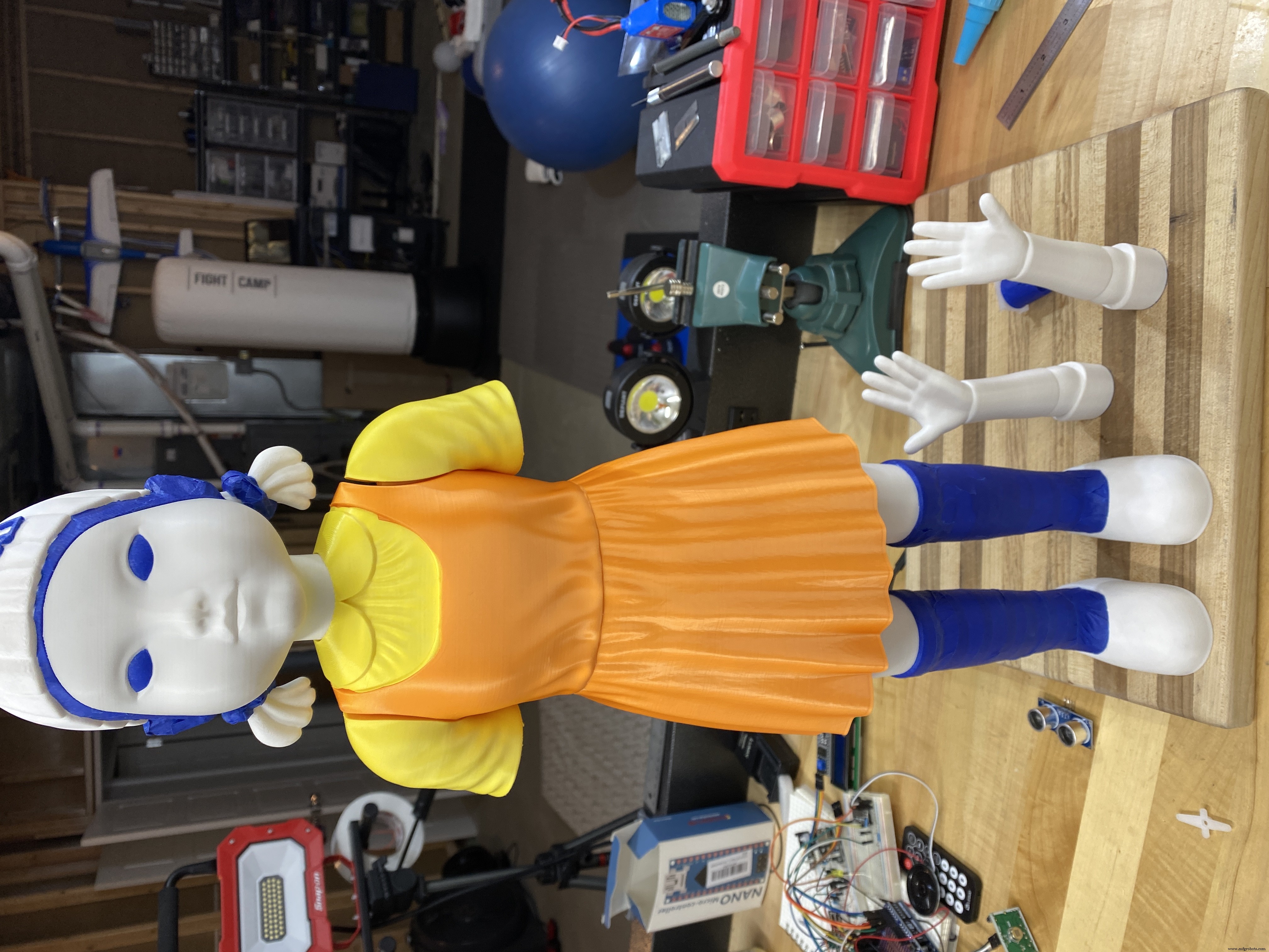 Build a Squid Game‑Themed Interactive Doll with Arduino UNO – DIY Project