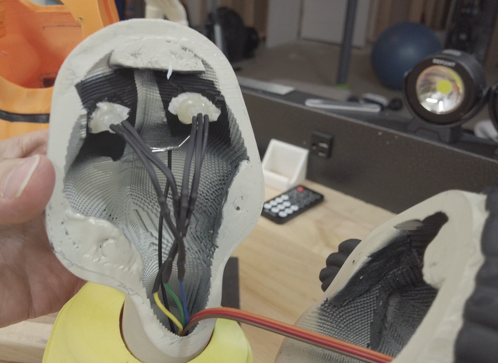 Build a Squid Game‑Themed Interactive Doll with Arduino UNO – DIY Project