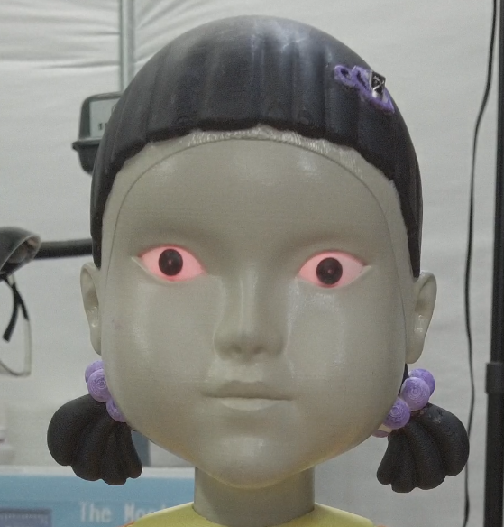 Build a Squid Game‑Themed Interactive Doll with Arduino UNO – DIY Project