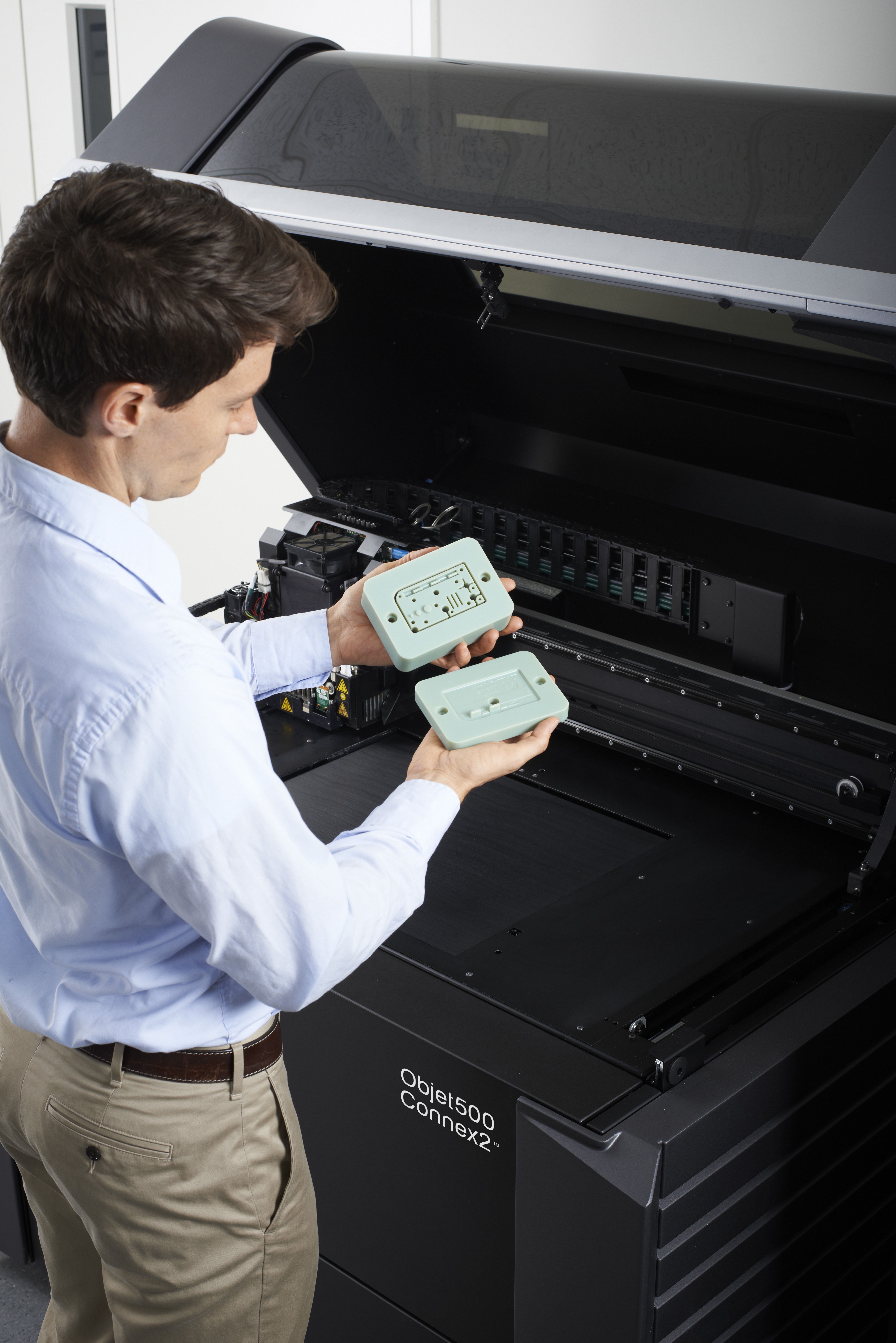 Revolutionizing Injection Molding with Stratasys PolyJet Technology