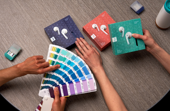 Stratasys J55 – Revolutionizing Polyjet 3D Printing with a Rotating Build Platform