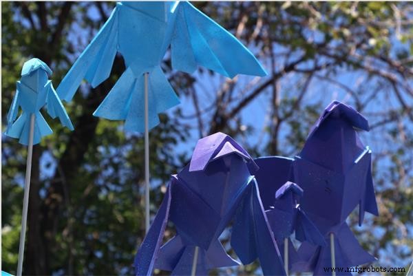 Toronto Bus Shelters Adorned with 3‑D‑Printed Origami Birds for  Kubo & the Two Strings 