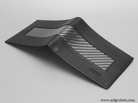 Why Carbon Fiber Wallets Outshine Traditional Options