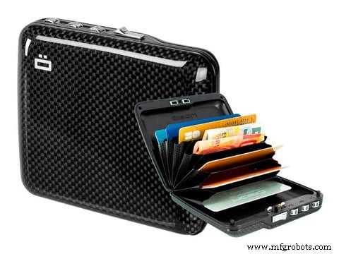 Why Carbon Fiber Wallets Outshine Traditional Options