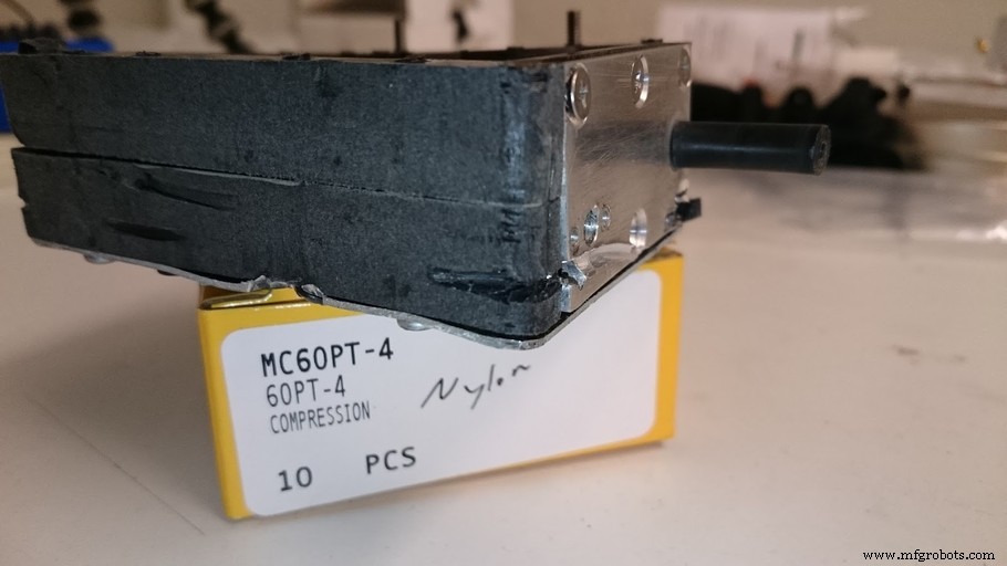 DDTv3: 3D‑Printed Nylon‑Kevlar Combat Robot Revolutionizing Micro Battle Arenas