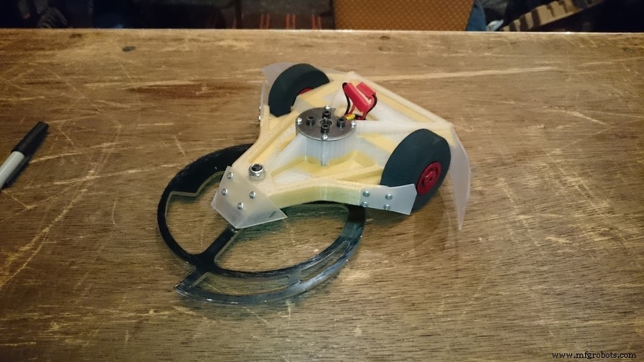 DDTv3: 3D‑Printed Nylon‑Kevlar Combat Robot Revolutionizing Micro Battle Arenas