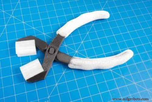 MMF #5: Mastering Component Embedding in 3D‑Printed Parts with Markforged Printers