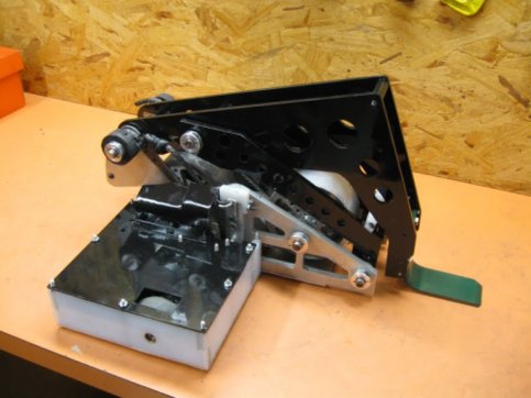 Guest Blog: Charles Guan Builds a 3‑lb Flywheel Flipper with Markforged 3‑D Printing