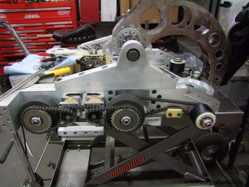 Optimizing Robot Traction: Custom 3‑D‑Printed Wheels with Markforged Casting