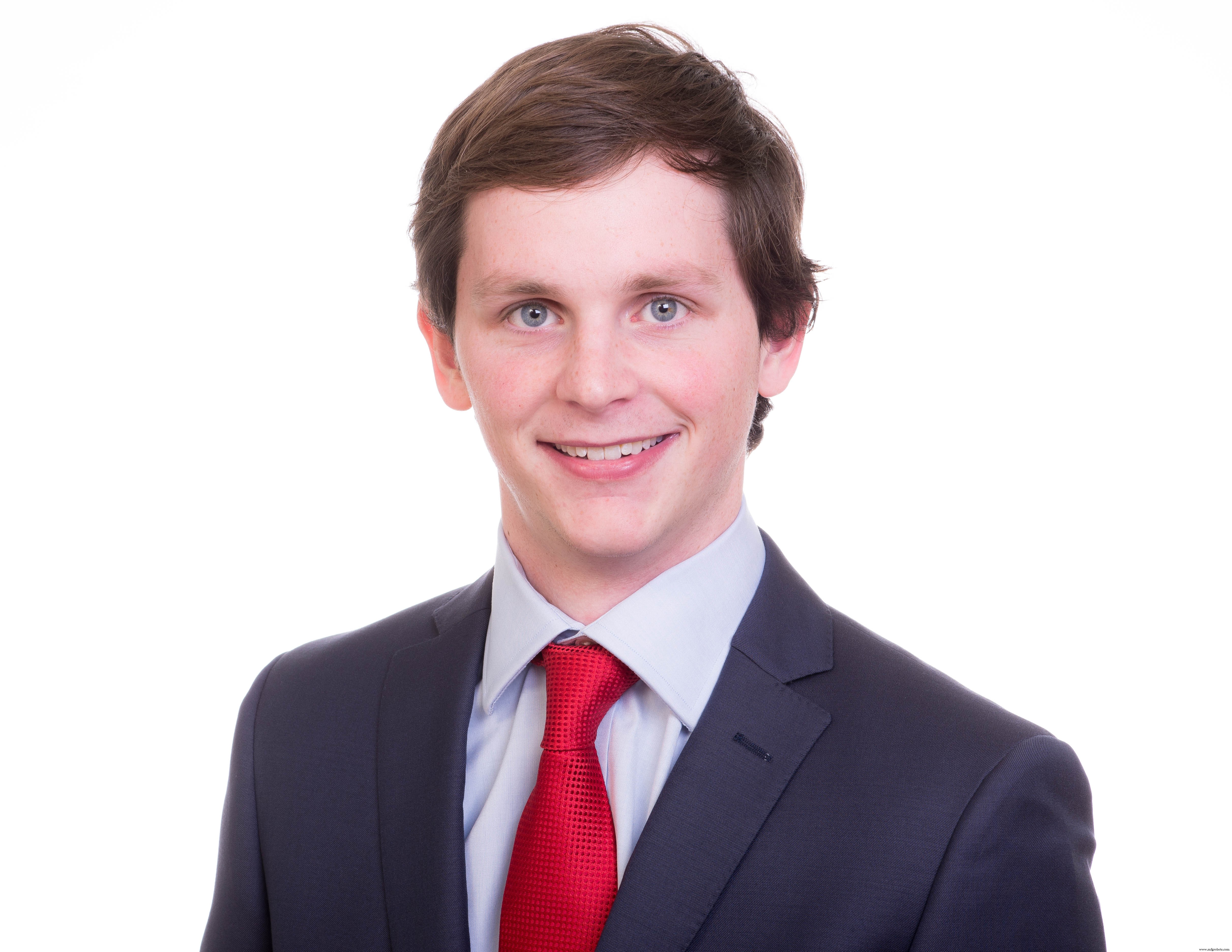 The Internet of Things and 5G: Driving the Future of Connected Vehicles