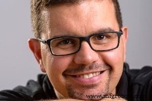 5 Essential Keys to Deploying Reliable Indoor Location Services