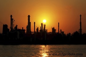 How Heavy Industries Can Succeed with IIoT: Expert Tips for a Winning Strategy