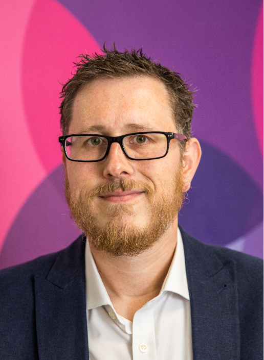 Smart Cities: Leveraging 5G, IoT, and Fiber for a Net‑Zero Future