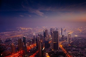 Smart Cities: Leveraging 5G, IoT, and Fiber for a Net‑Zero Future