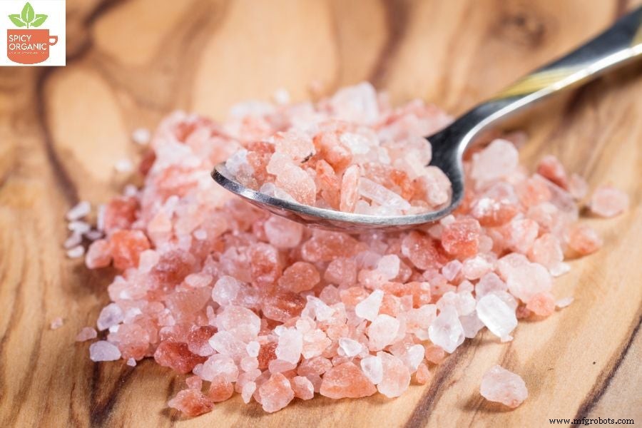 Himalayan Pink Salt vs. Regular Sea Salt: What Sets Them Apart