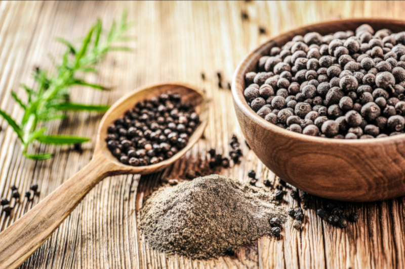 Why Organic Black Pepper Is a Superfood: Health Benefits Explained