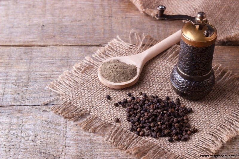 Why Organic Black Pepper Is a Superfood: Health Benefits Explained