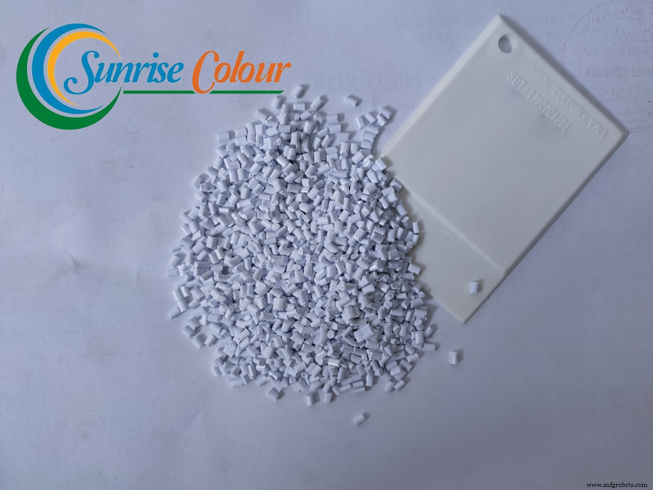 Premium Titanium Dioxide White Masterbatch Production – Sunrise Colours
