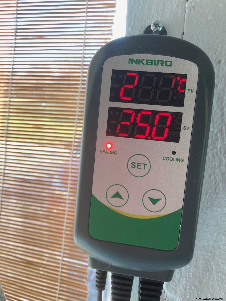 Choosing the Right Indigo Vat Size for Studio Dyeing: Why 50‑Liter Vats Win