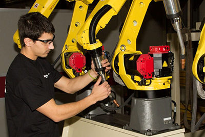 How to Choose the Right Robotic System Integrator for Your Automation Needs