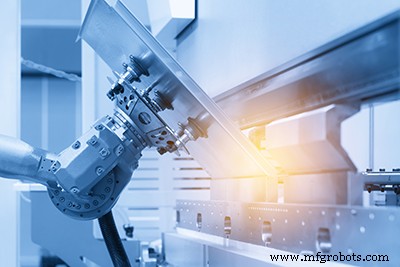 Enhancing End‑of‑Arm Tooling with 3D Printing: Precision, Speed, and Customization