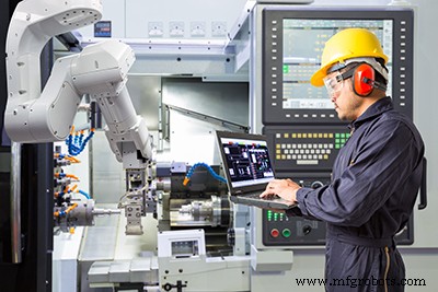 Reduce Machine Downtime with Genesis Systems intelligenceCENTER’s Connected Solutions