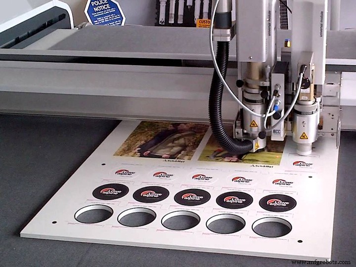 Eco‑Friendly Digital Flatbed Cutter – Precision Cutting for Print, Ad & Marketing