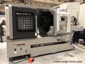 Lathe vs. Milling Machine: Key Differences & Choosing the Right Tool