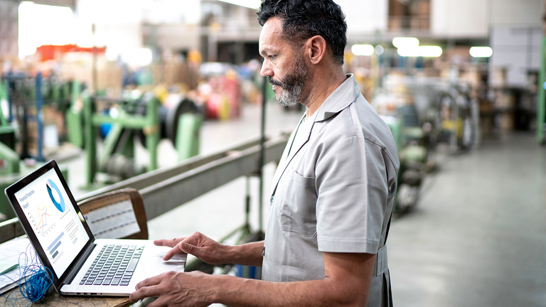 Why Knowledge of MES Matters: Avoid Costly Pitfalls in Smart Manufacturing