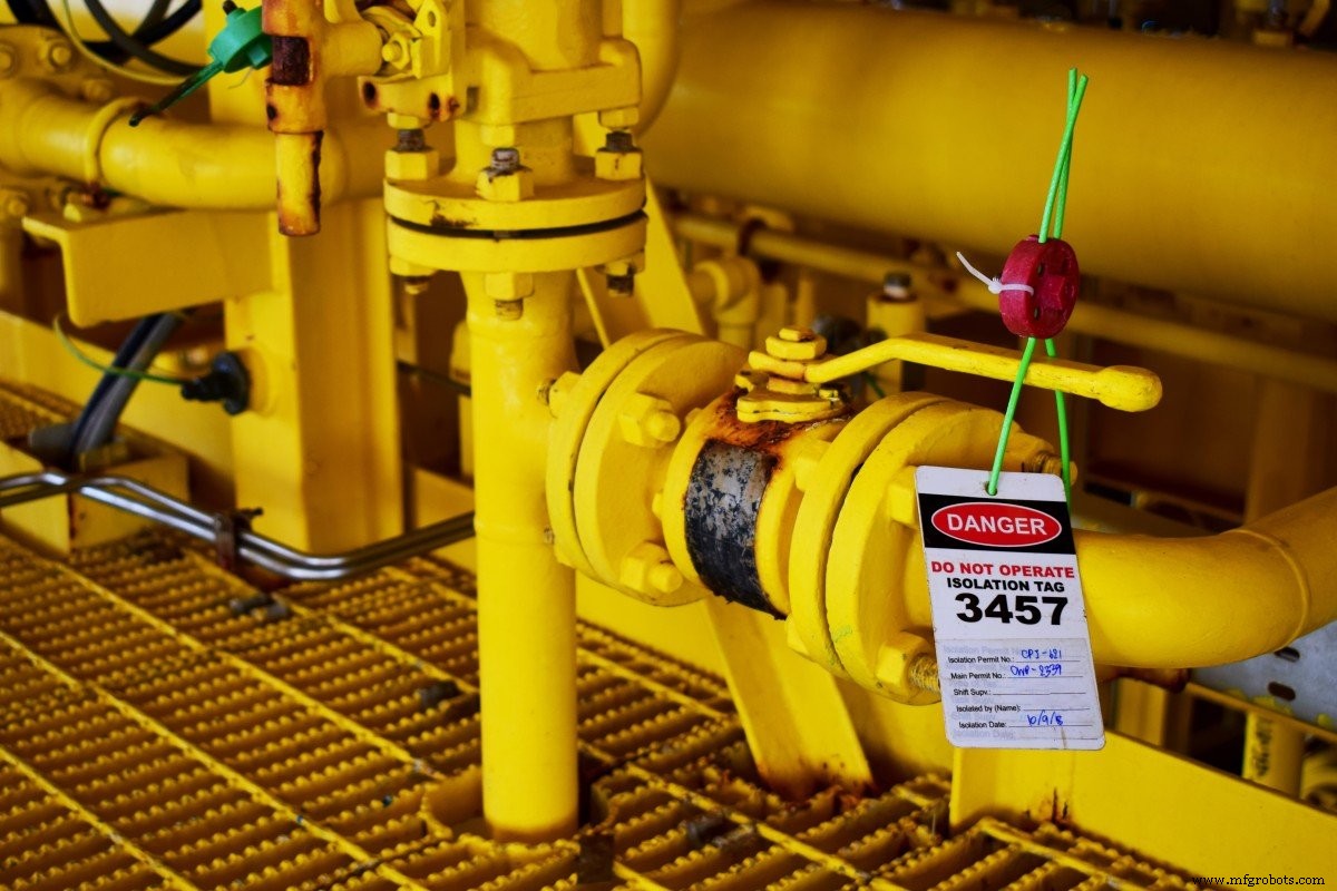 Mastering OSHA Lockout/Tagout: Key Safety Protocols for Manufacturers