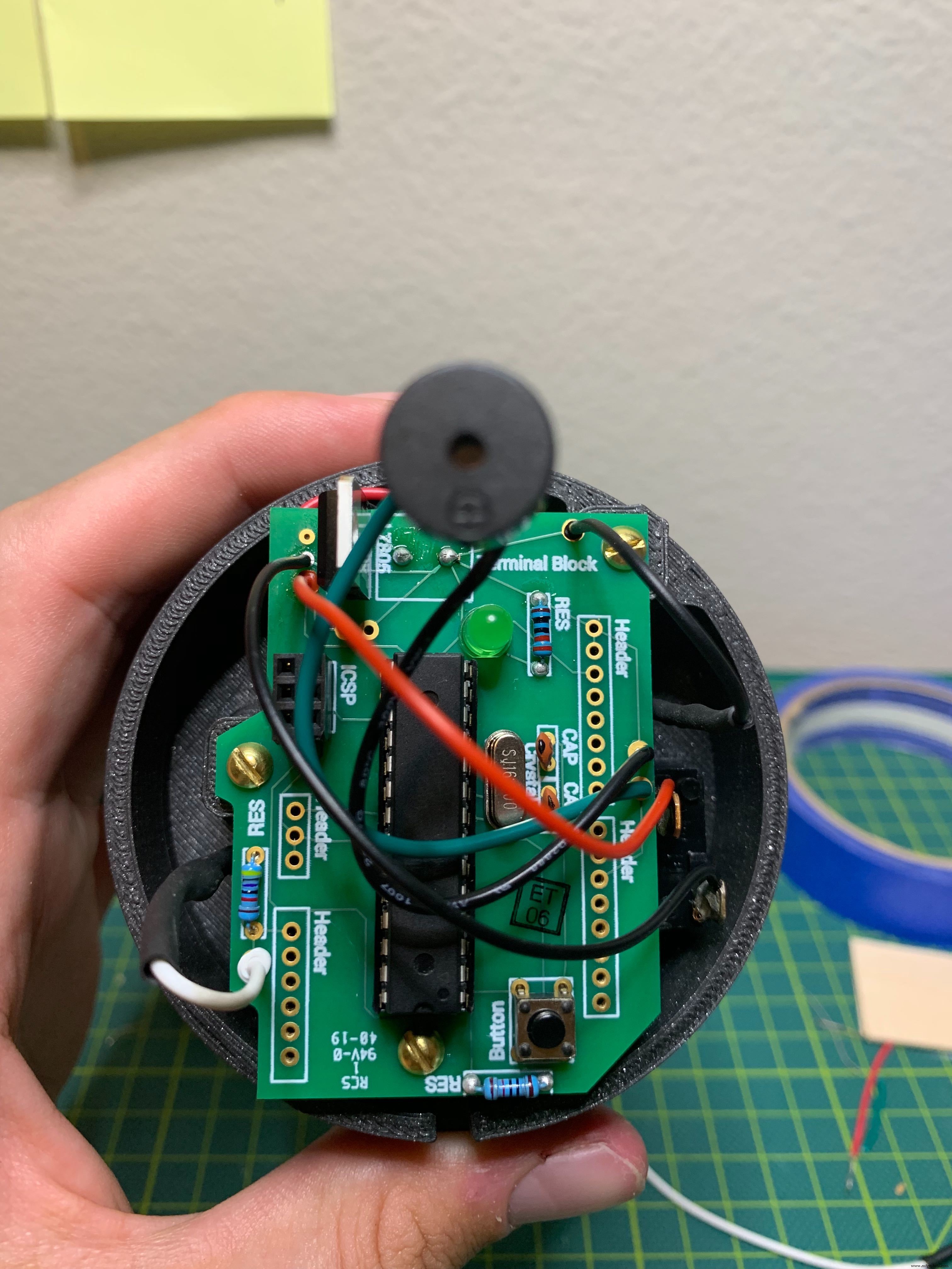 Smart Thirst Alert Plant Alarm – DIY Sensor for Optimal Plant Hydration