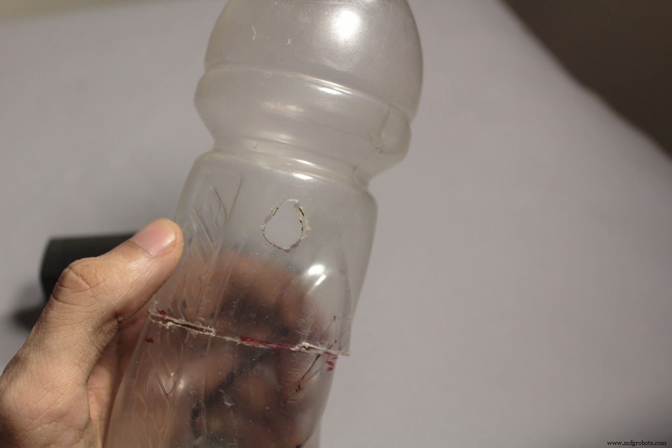 Sprout: Advanced Indoor Self‑Watering Planter Powered by Arduino