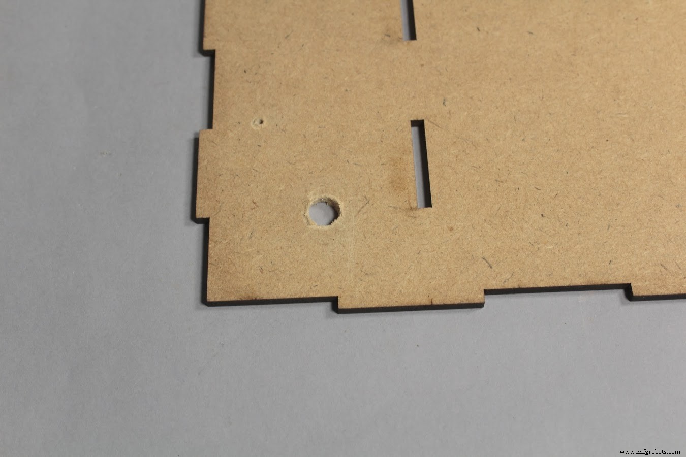 Sprout: Advanced Indoor Self‑Watering Planter Powered by Arduino